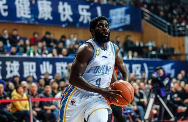 
官宣！CBA传奇外援加盟欧洲联赛 上季场均24＋8＋6‘ky开元’(图5)